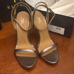 Polo Ralph Lauren Pewter Leather Heels, Made in Italy, size 38B